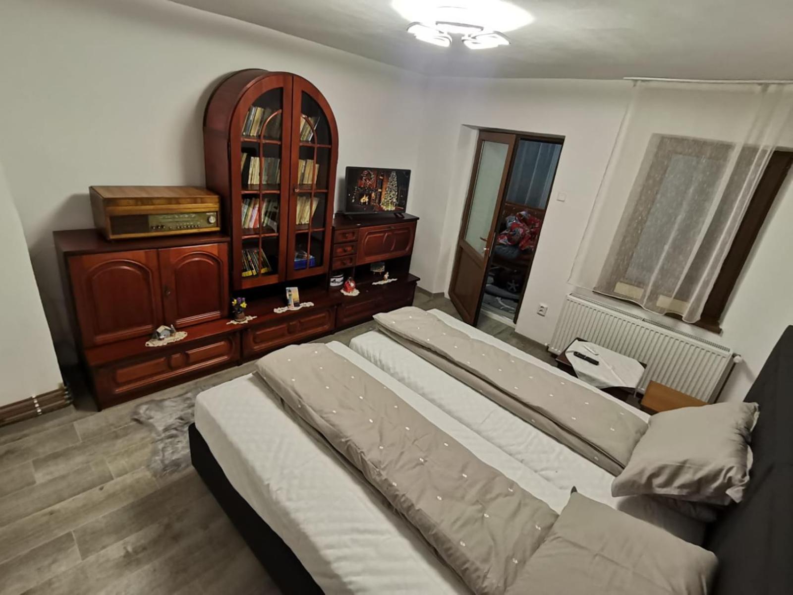 Casa La Rusu Villa Lupeni  Ngoại thất bức ảnh