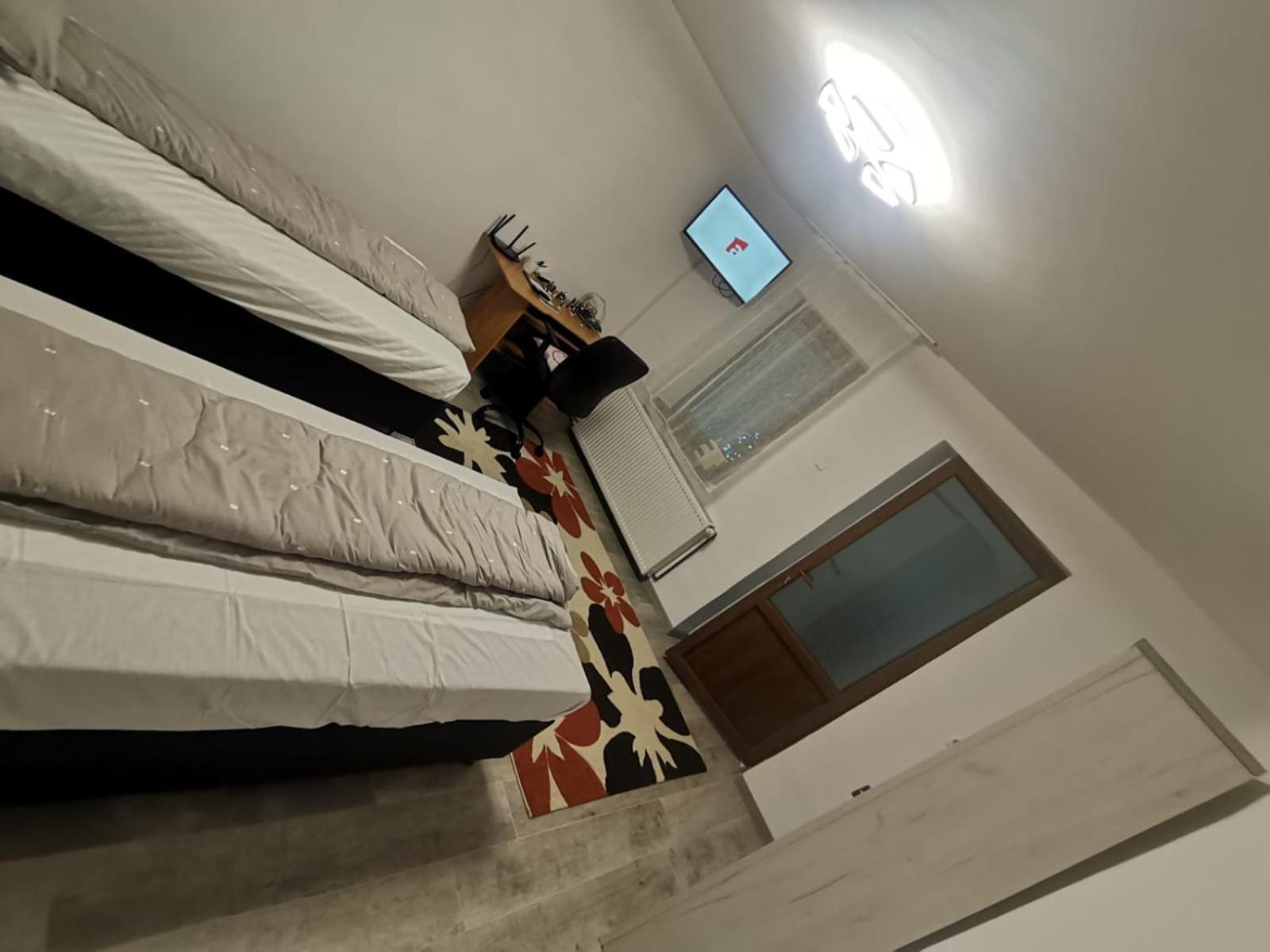 Casa La Rusu Villa Lupeni  Ngoại thất bức ảnh